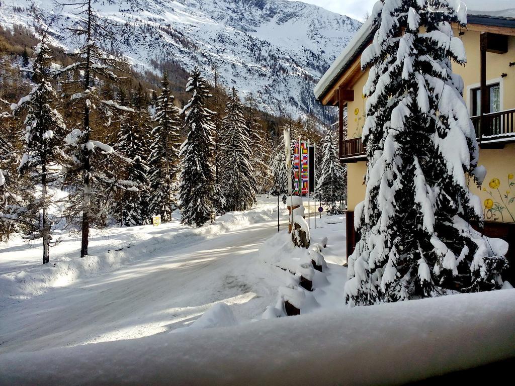 Hotel Boton D'Or & Wellness A La Thuile Exterior foto