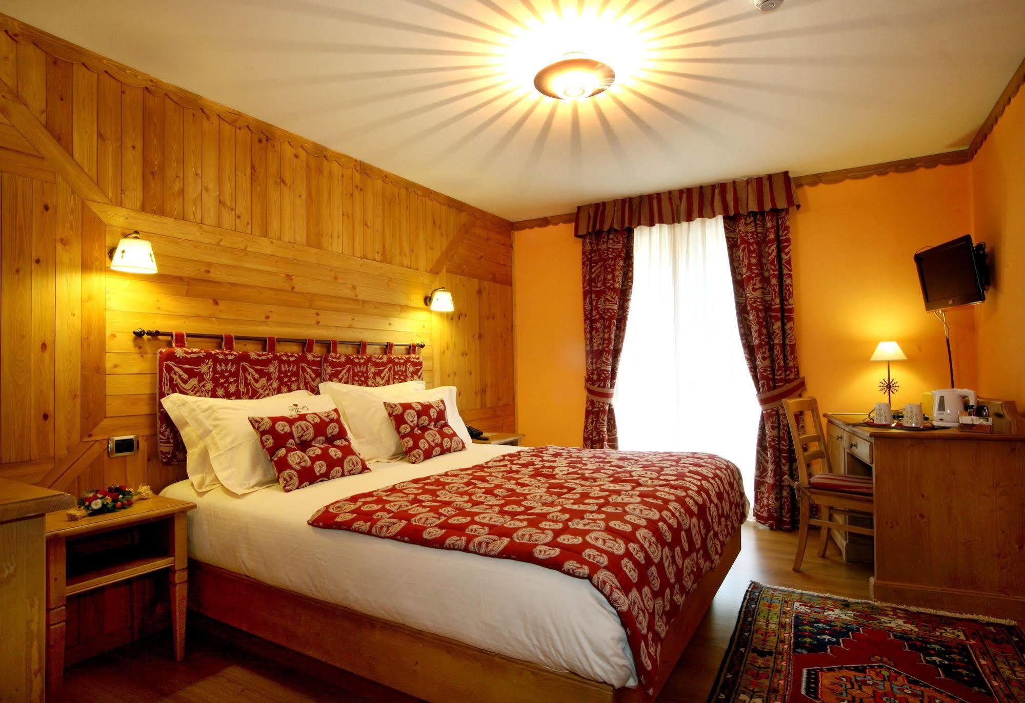 Hotel Boton D'Or & Wellness A La Thuile Exterior foto